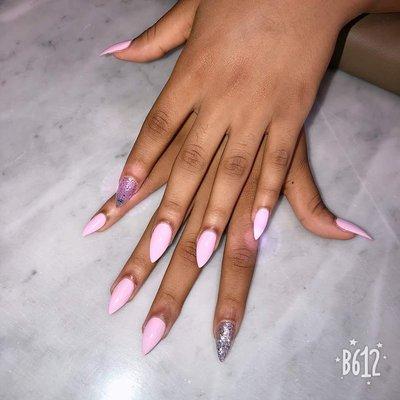 Nails by Van