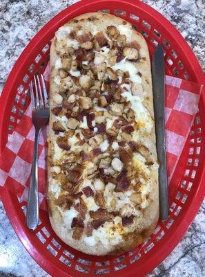 Chicken Bacon Ranch Flatbread Pizza