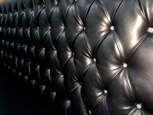 Custom Commercial Furniture. Custom Built-In Seating, Booths, Wall Panels & Upholstered Furniture. Commercial Reupholstery