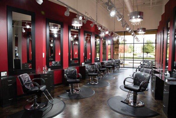 Salon had been updated and now has more space