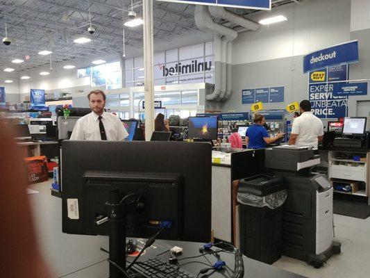 Geek squad, hard at work,hard at work.had no idea you could schedule an appointment.