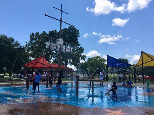 Splash pad