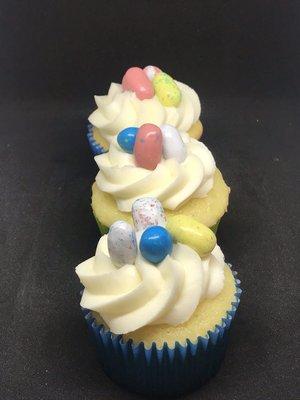 Spring time is here! And Oh So Delicious has you covered with our French vanilla robin egg cupcakes