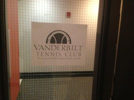 Sign to Vanderbilt Tennis Club