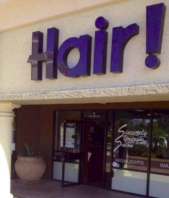 Front of the Rockin' Hair! Salon