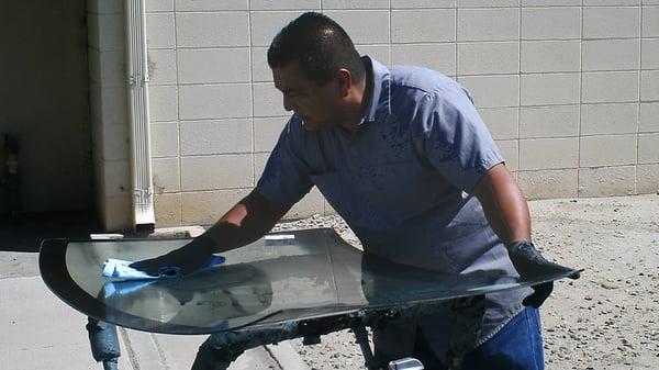 auto glass tulare