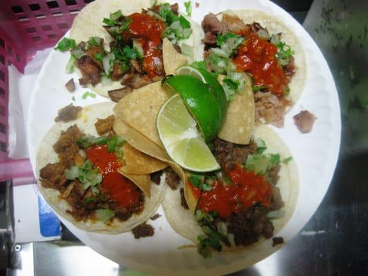 Tacos de Carne Asada, Carnitas, Buche y Al Pastor