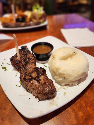 Smaller Plate, Sirloin Steak Petite 6oz