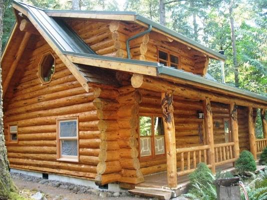 Welches Oregon Log home complete restoration project. Summer 2012