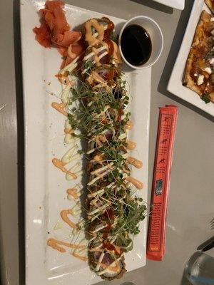 Crunchy tuna roll