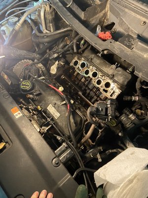 Intake manifold gaskets on your family minivan