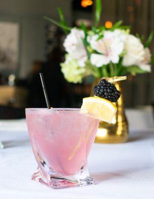 Blackberry Bramble  Gin | Blackberry | Lemon | Tonic