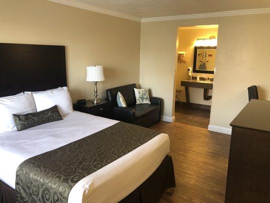 Newly renovated clean & comfortable rooms