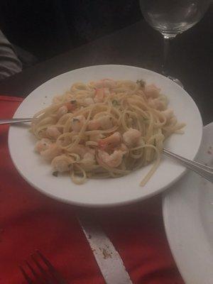 Linguine and shrimp