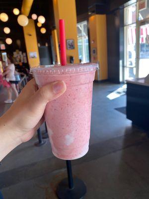 strawberry mango smoothie