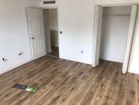 Laminate flooring