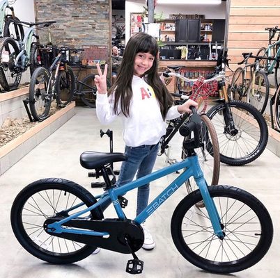 Alessandra with her new Batch bicycle!