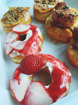 Strawberry Cheesecake Donut
 
 Rich Cream Cheese Frosting, Strawberry Puree & Fresh Berries