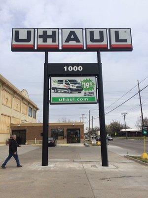 U-HAUL in Wichita, KS.