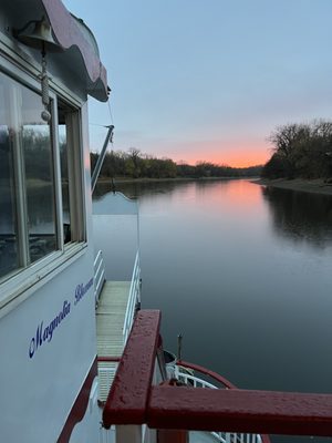 Magnolia Blossom Cruises