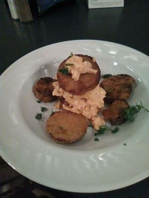 Fried green tomato stacker