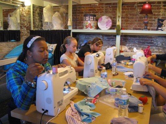 Sewing classes for kids and adults