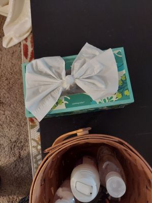 The cleaning service did so many adorable extras like making a bow out of my tissues!