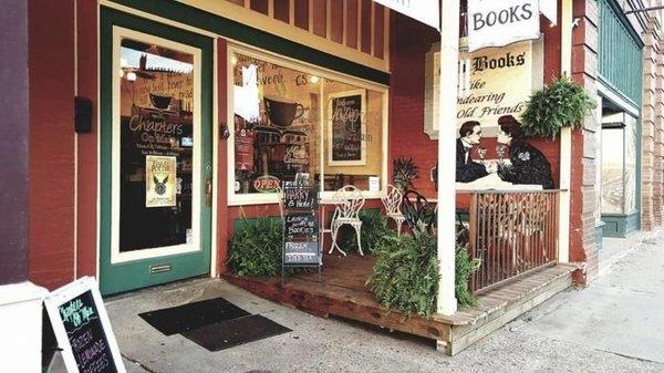 Chapters on Main, main entrance.  Coffee bar in back.