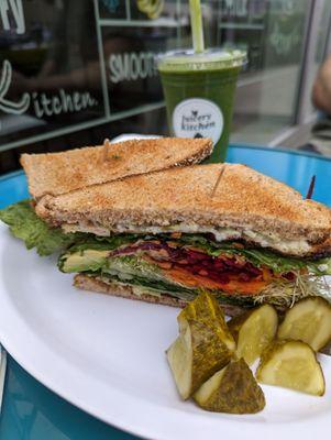 Baked tofu sandwich