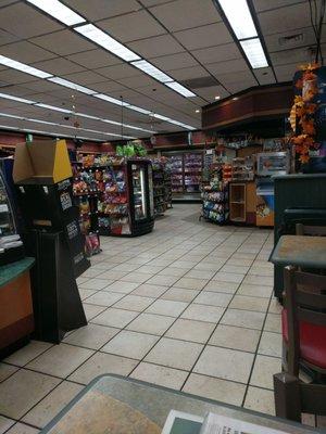 Plenty of snack options here, plus good hot dogs, sandwiches, and some frozen entree choices. Good gas prices.