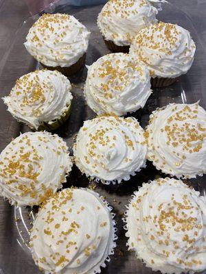 Banana cake with mango frosting  Vegan and Gluten Free