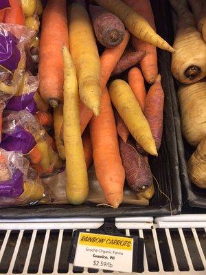 Rainbow Carrots @ Waseda Farm Market