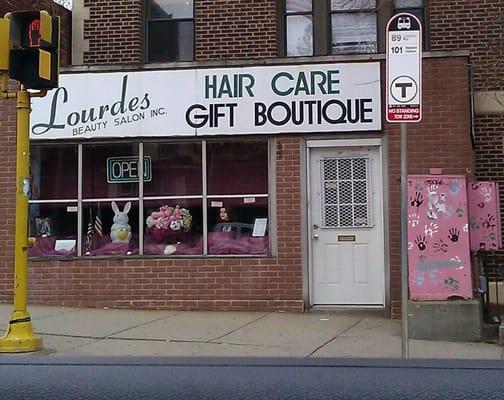 Lourdes Beauty Salon