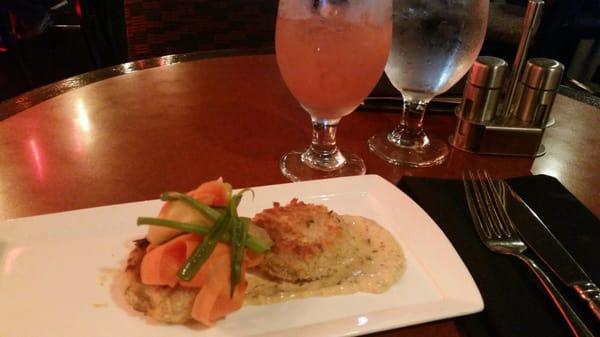 I soooo love the crab cakes!