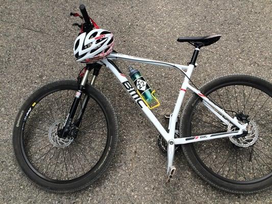 Rental mountain bike for the Sava trail