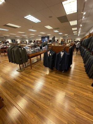 Brooks Brothers Factory Outlet