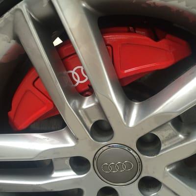 New paint on my brake calipers!!!