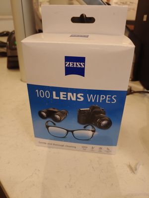 Individually packaged lens wipes