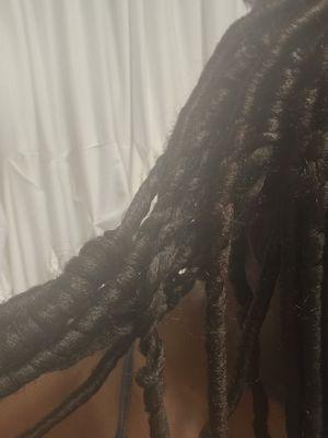 Maria charged me 200 for a twist and my twists came out- waste of money!