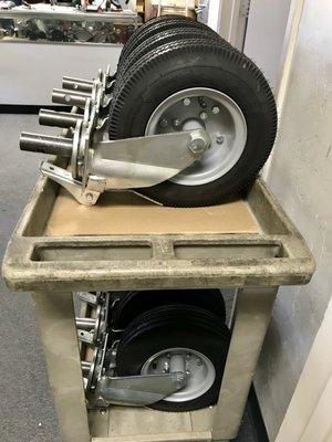 Scaffold Casters made to roll over uneven surfaces