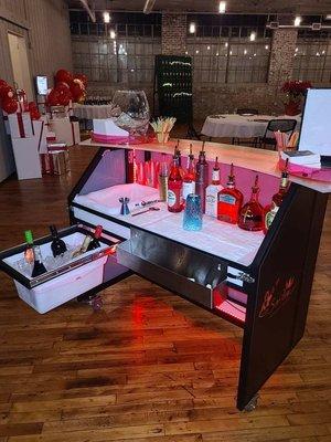 Full Mobile Cocktail Bar