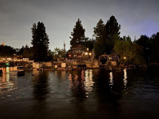 You can watch Disney Forever fireworks from here