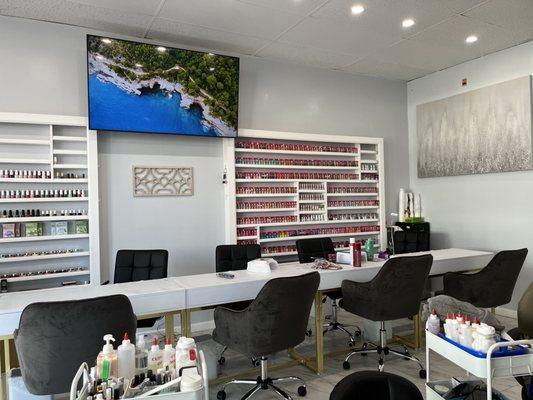 Clean and bright nail shop