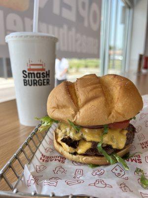 CLASSIC SMASH BURGER