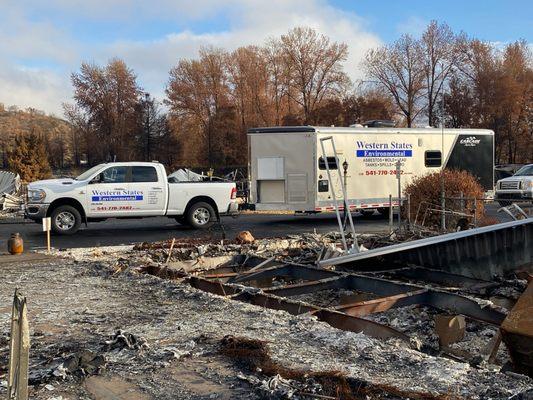 Mobile Office for Surveys, Sampling, and multiday Cleanups