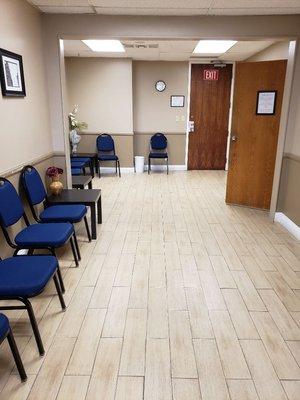 The spacious waiting room.