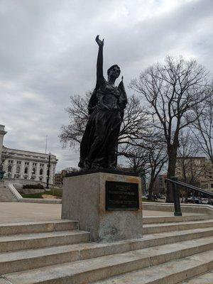 Forward Statue, Madison