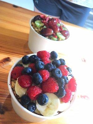 Acai bowls! Berry & kiwi mango