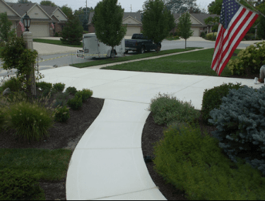 Concrete Driveway & Sidewalk