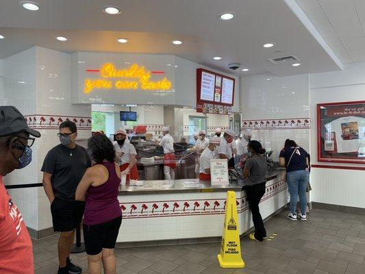 IN-N-OUT Tomball